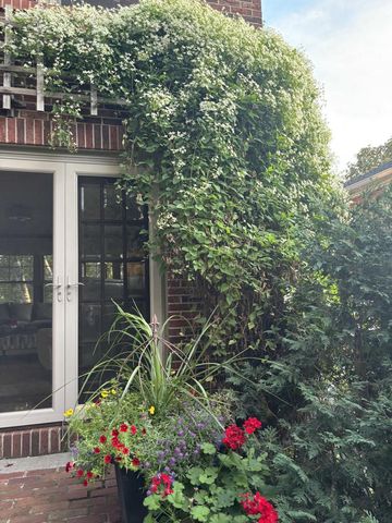 7500 Hillcrest DRIVE, Wauwatosa, WI 53213