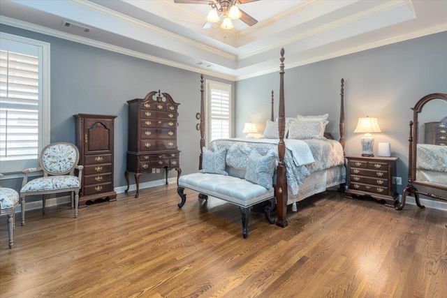 10181 IVY OAK LN, Lakeland, TN 38002