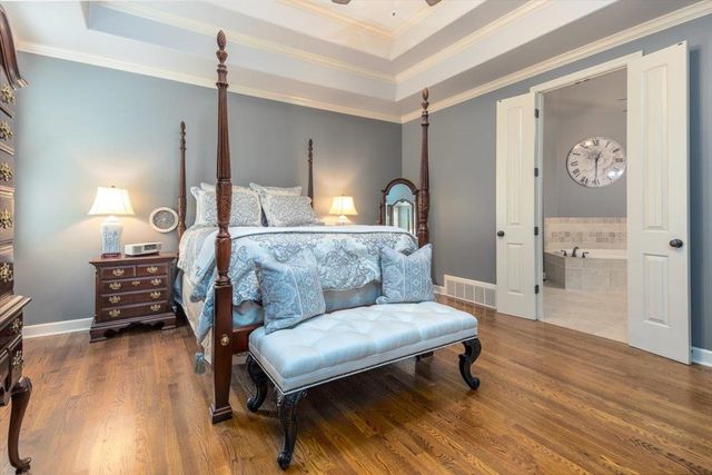 10181 IVY OAK LN, Lakeland, TN 38002