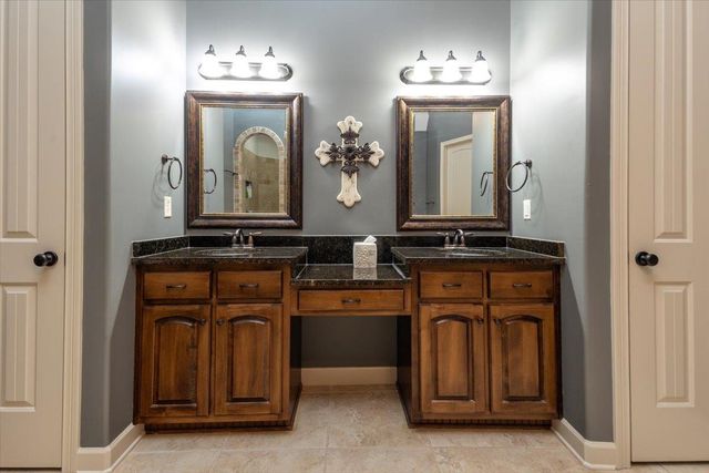 10181 IVY OAK LN, Lakeland, TN 38002