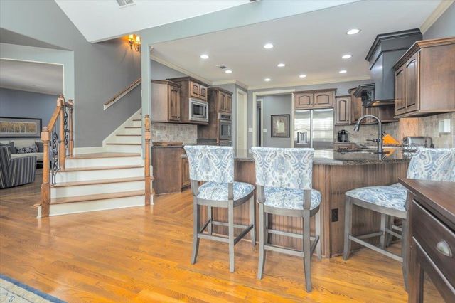 10181 IVY OAK LN, Lakeland, TN 38002