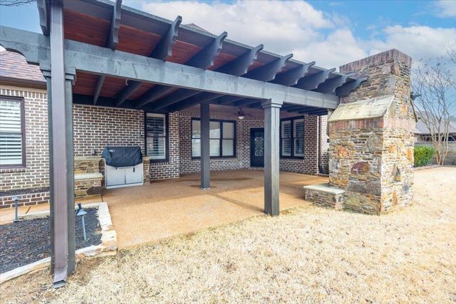 10181 IVY OAK LN, Lakeland, TN 38002