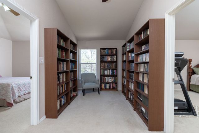 7515 Cresswell Drive, Arlington, TX 76001