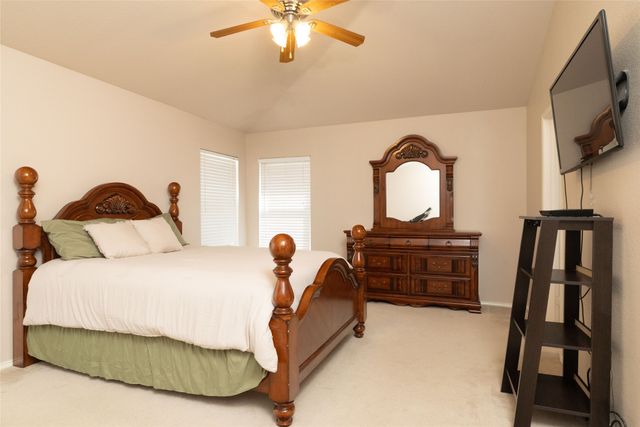 7515 Cresswell Drive, Arlington, TX 76001