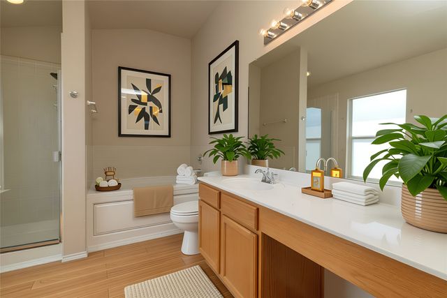 7515 Cresswell Drive, Arlington, TX 76001