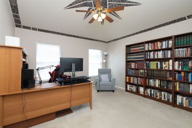 7515 Cresswell Drive, Arlington, TX 76001