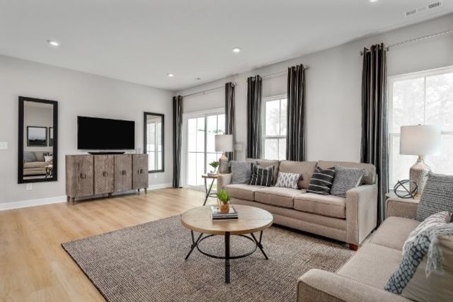 1070 Mountain View Dr B, Thompsons Station, TN 37179