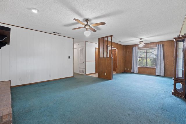 4401 Norwood LN, Austin, TX 78744
