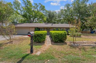 4401 Norwood LN, Austin, TX 78744