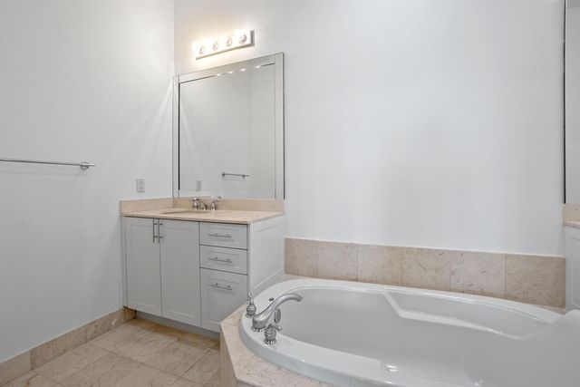 801 S Olive Avenue 211, West Palm Beach, FL 33401