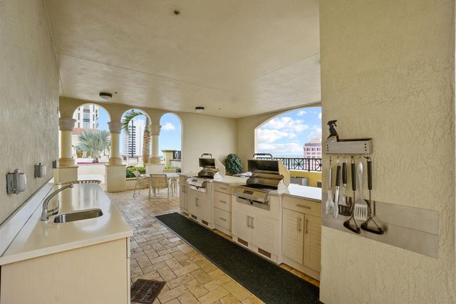 801 S Olive Avenue 211, West Palm Beach, FL 33401