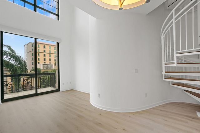 801 S Olive Avenue 211, West Palm Beach, FL 33401
