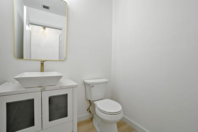 801 S Olive Avenue 211, West Palm Beach, FL 33401