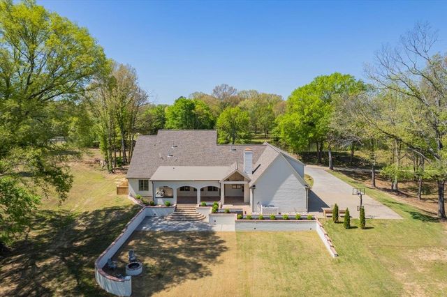 3590 JENKINS DR, Rossville, TN 38066