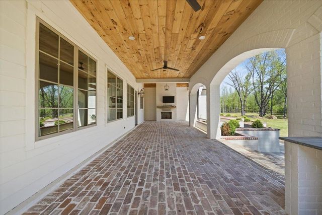 3590 JENKINS DR, Rossville, TN 38066