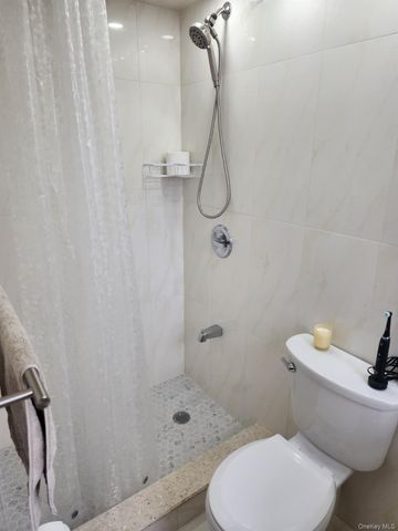 61-25 98th Street 6E, Rego Park, NY 11374
