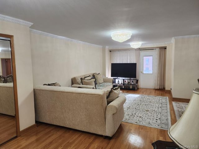 61-25 98th Street 6E, Rego Park, NY 11374