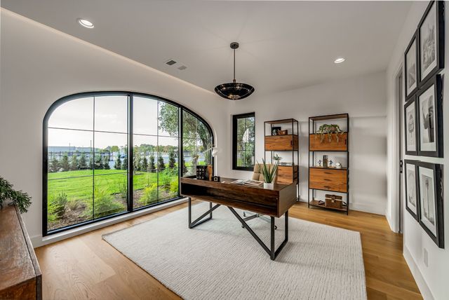 10050 Gooding Drive, Dallas, TX 75229