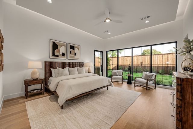 10050 Gooding Drive, Dallas, TX 75229