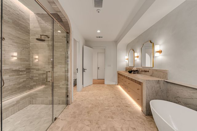 10050 Gooding Drive, Dallas, TX 75229