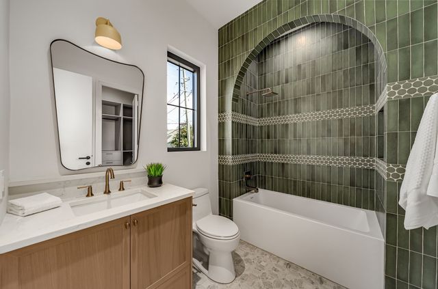 10050 Gooding Drive, Dallas, TX 75229