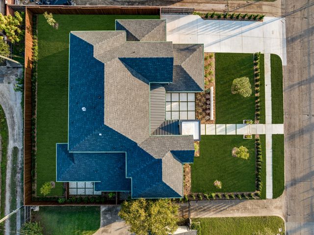 10050 Gooding Drive, Dallas, TX 75229