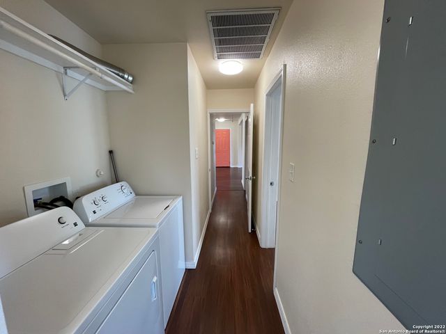 743 Eleanor Ave Apt 201, San Antonio, TX 78209