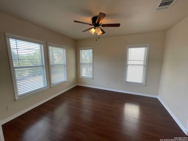 743 Eleanor Ave Apt 201, San Antonio, TX 78209