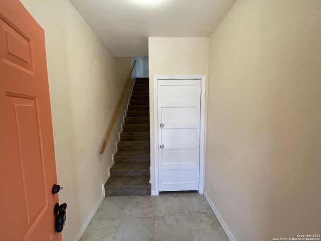 743 Eleanor Ave Apt 201, San Antonio, TX 78209