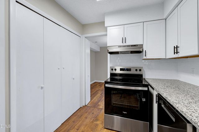 606 Oak Tree Drive, Chapel Hill, NC 27517