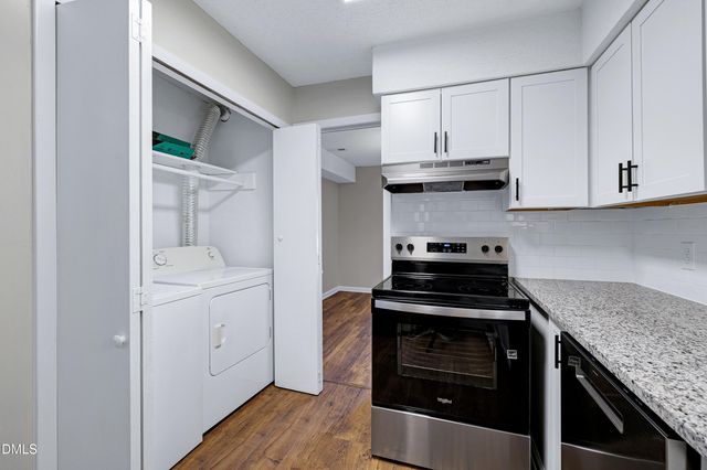 606 Oak Tree Drive, Chapel Hill, NC 27517