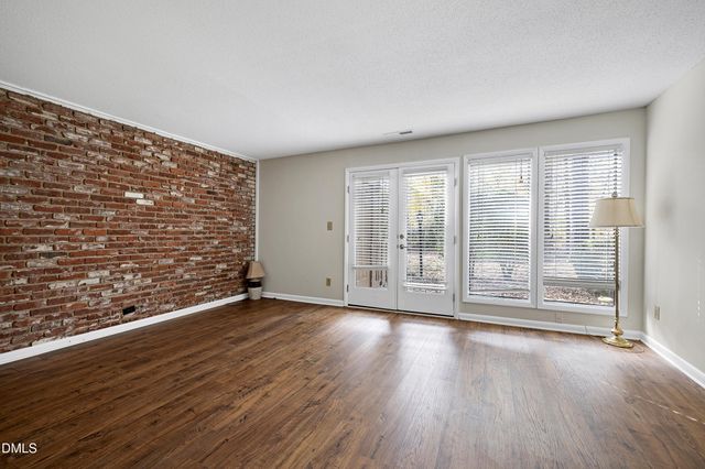 606 Oak Tree Drive, Chapel Hill, NC 27517