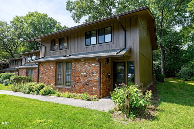 606 Oak Tree Drive, Chapel Hill, NC 27517