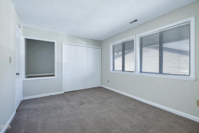 606 Oak Tree Drive, Chapel Hill, NC 27517