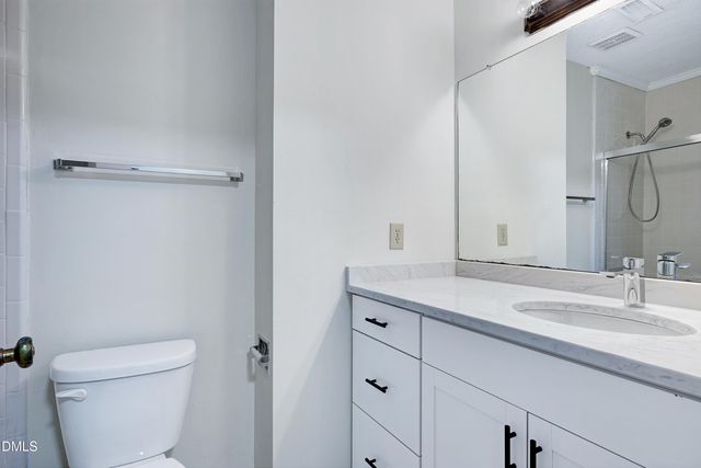 606 Oak Tree Drive, Chapel Hill, NC 27517