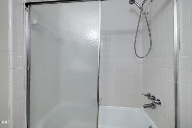 606 Oak Tree Drive, Chapel Hill, NC 27517