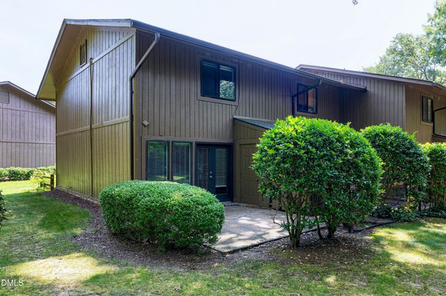 606 Oak Tree Drive, Chapel Hill, NC 27517