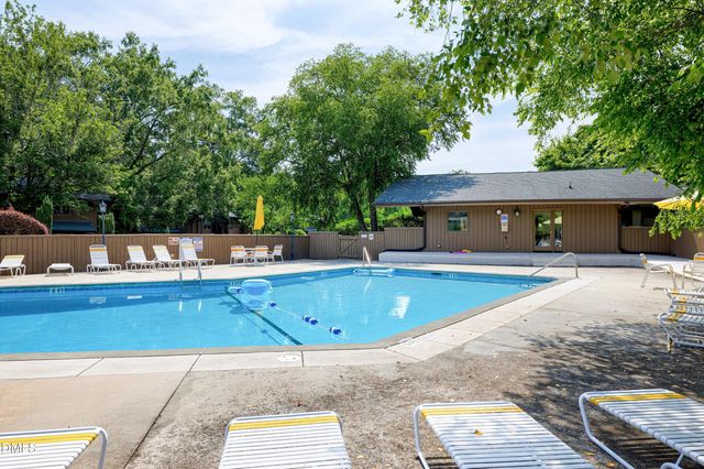 606 Oak Tree Drive, Chapel Hill, NC 27517