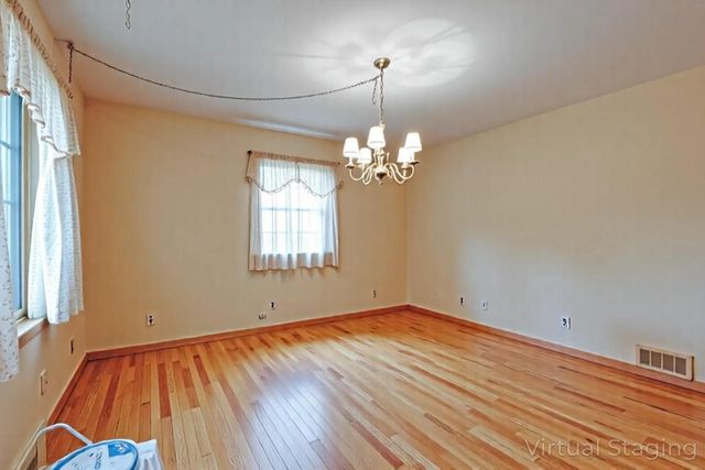6628 32nd AVENUE, Kenosha, WI 53142