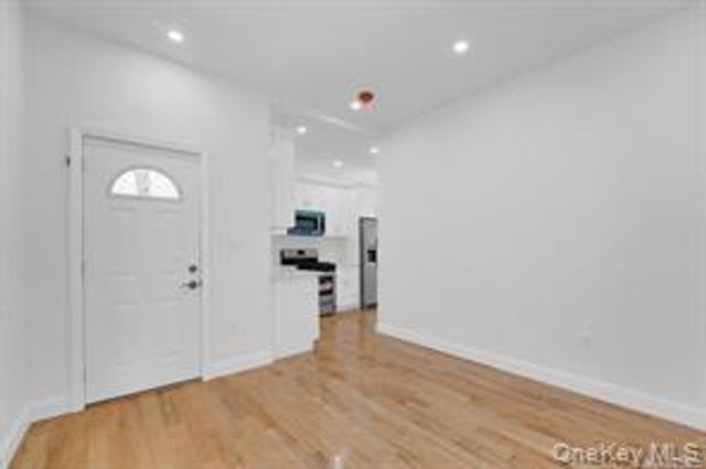 196 Brighton 10th Street, Brooklyn, NY 11235
