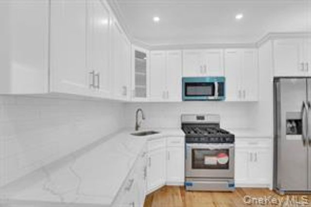 196 Brighton 10th Street, Brooklyn, NY 11235