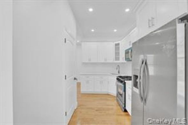 196 Brighton 10th Street, Brooklyn, NY 11235