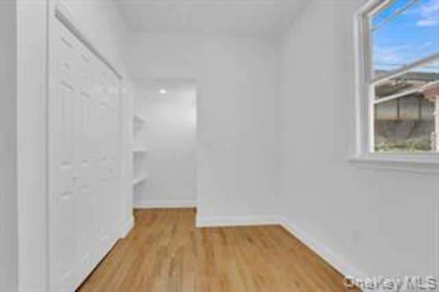 196 Brighton 10th Street, Brooklyn, NY 11235