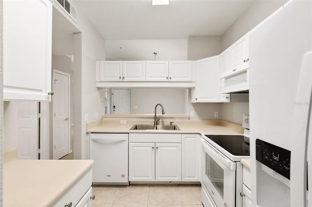 2291 NW 16TH TERRACE 2291, Gainesville, FL 32605