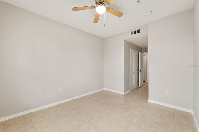 2291 NW 16TH TERRACE 2291, Gainesville, FL 32605