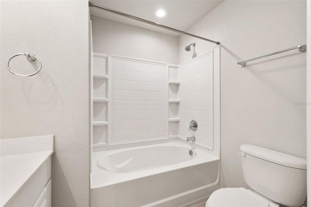 2291 NW 16TH TERRACE 2291, Gainesville, FL 32605