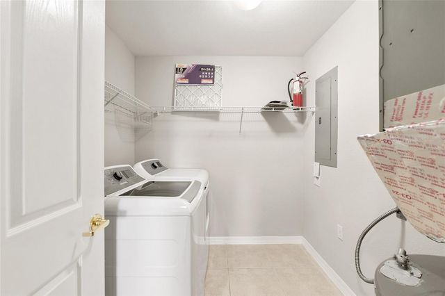 2291 NW 16TH TERRACE 2291, Gainesville, FL 32605