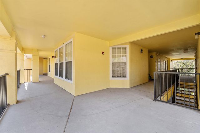 2291 NW 16TH TERRACE 2291, Gainesville, FL 32605