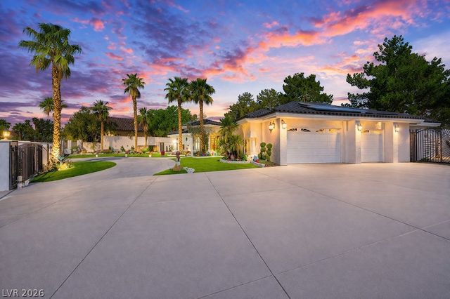 7360 Darby Avenue, Las Vegas, NV 89117