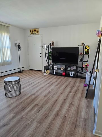 1543 Harlem Avenue 3W, Forest Park, IL 60130